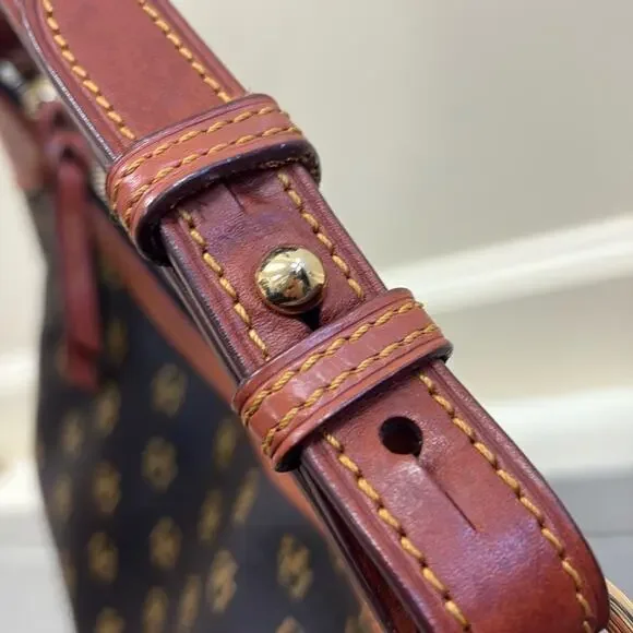 Dooney & Bourke hobo adjustable strap shoulder bag - Picture 8 of 8